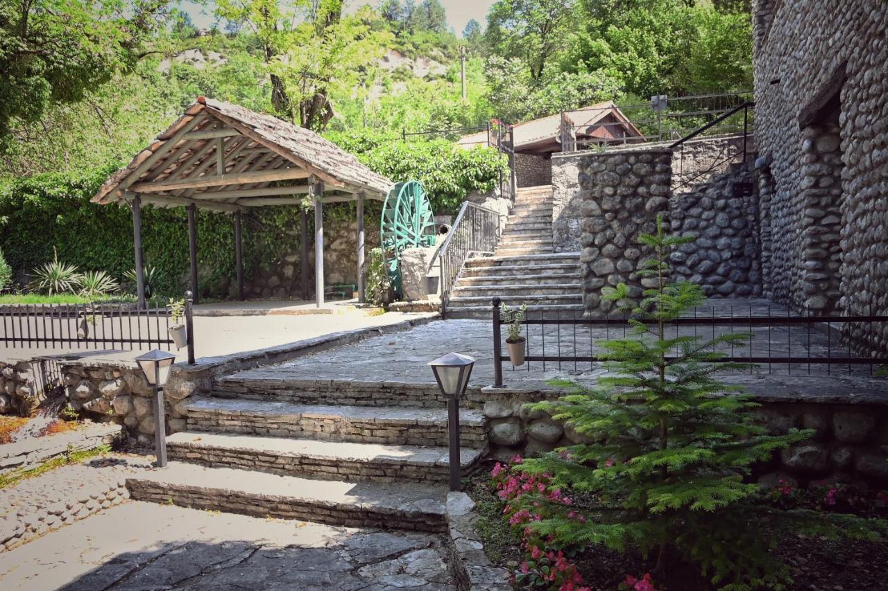 Jazina Hotel Trebinje Bagian luar foto