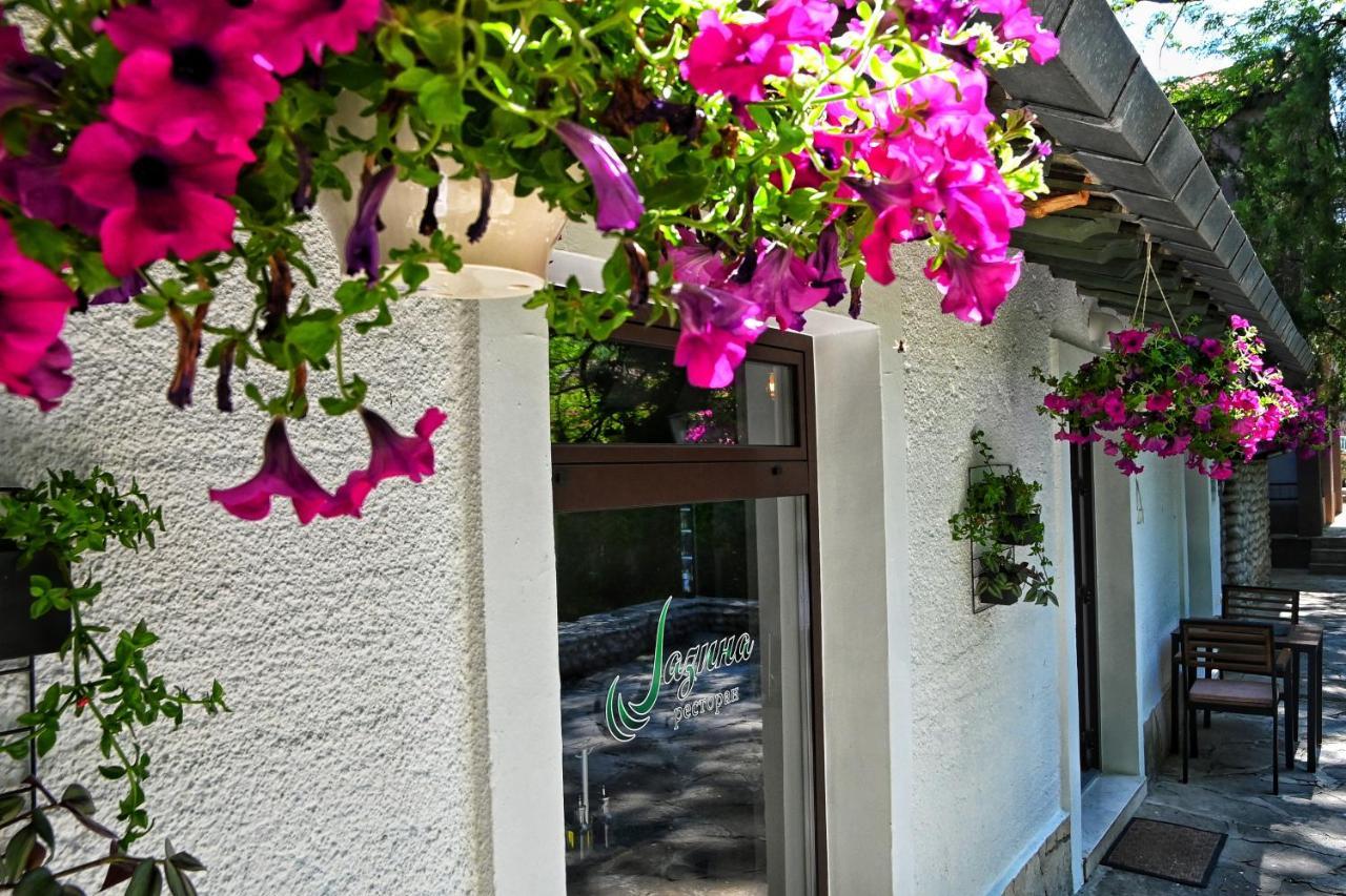 Jazina Hotel Trebinje Bagian luar foto