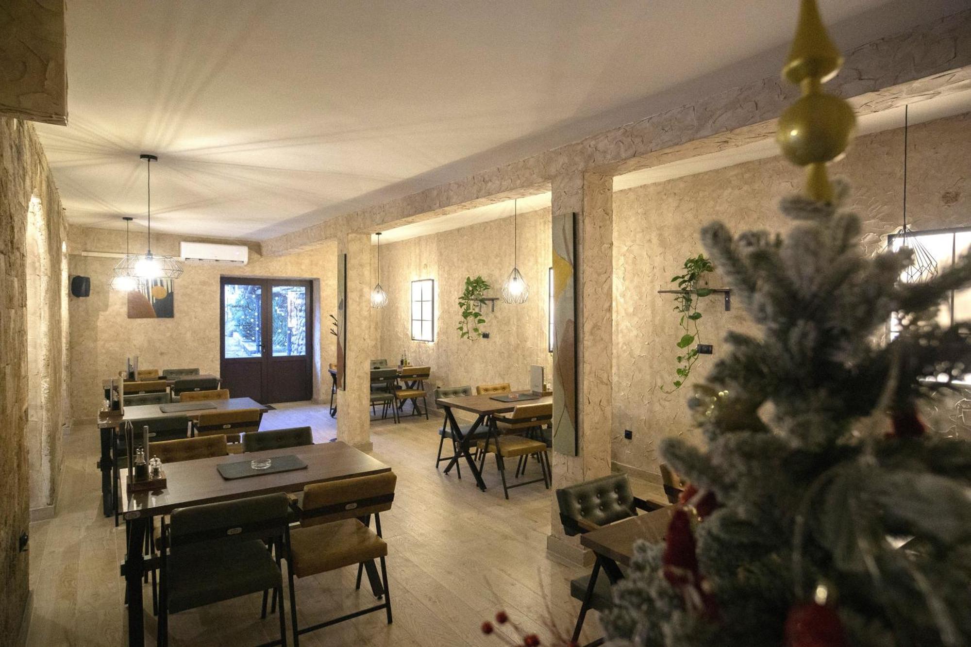 Jazina Hotel Trebinje Bagian luar foto