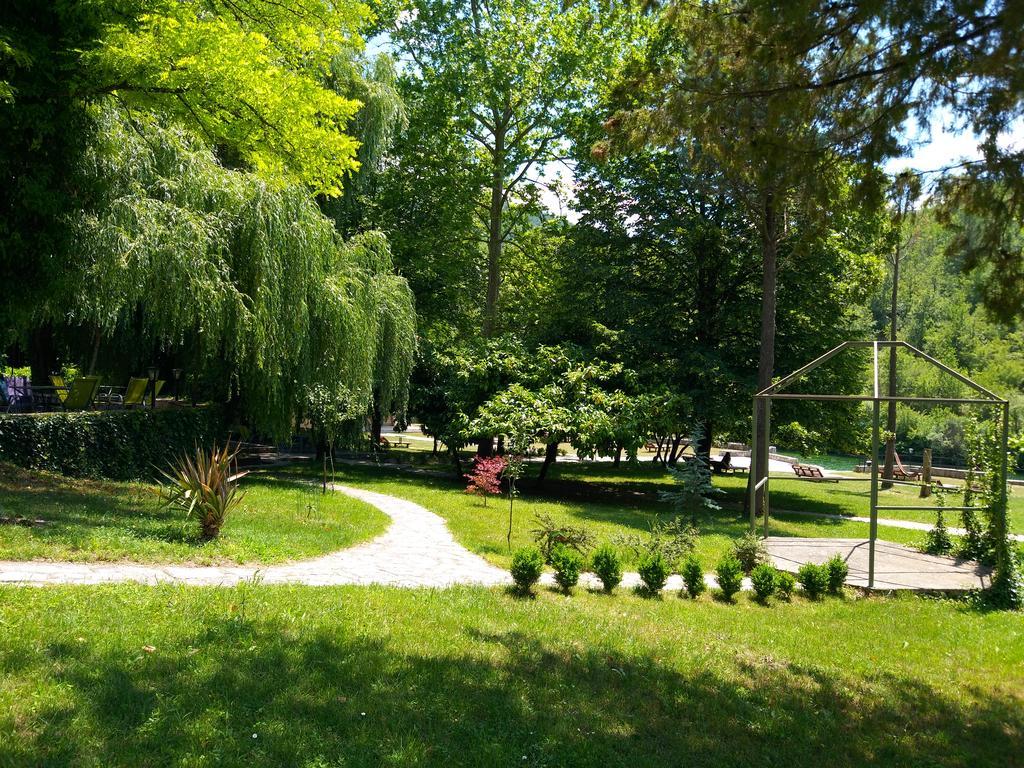 Jazina Hotel Trebinje Bagian luar foto